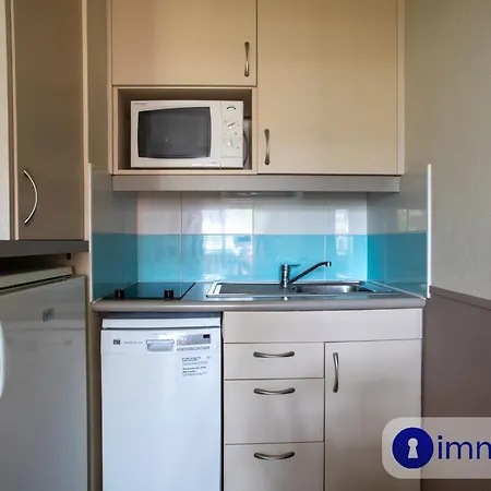 Air-conditioned In With Swimming Pool Apartament *