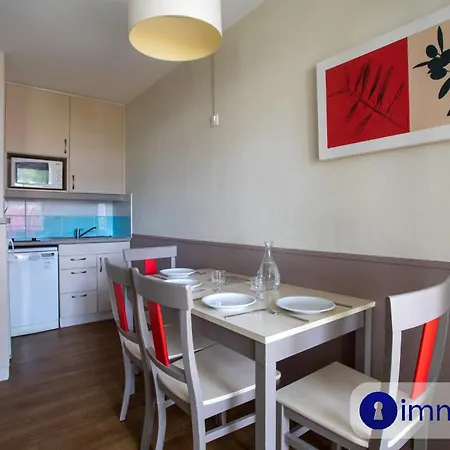 Apartamento Air-conditioned In With Swimming Pool