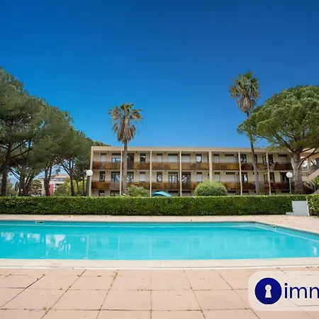 Air-conditioned In With Swimming Pool * Mandelieu