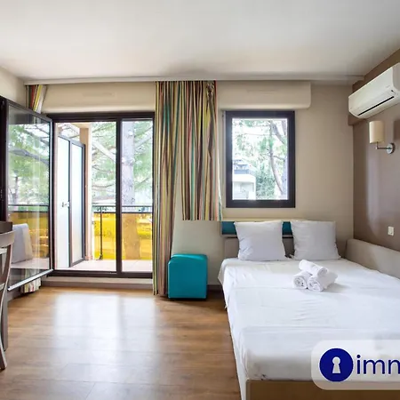 Daire Air-conditioned In With Swimming Pool Mandelieu
